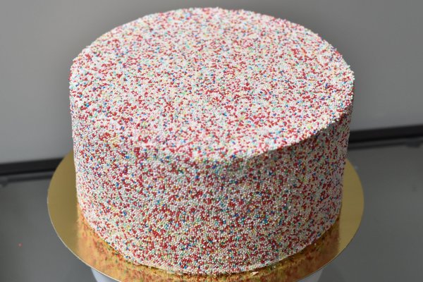 DIY- Torte, Bunte Streusel Cake, 24cm im Durchmesser und 13cm hoch